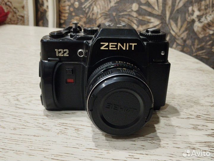 Пленочный фотоаппарат зенит 122