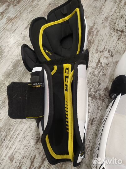 Взрослые щитки CCM Tacks 9060 14