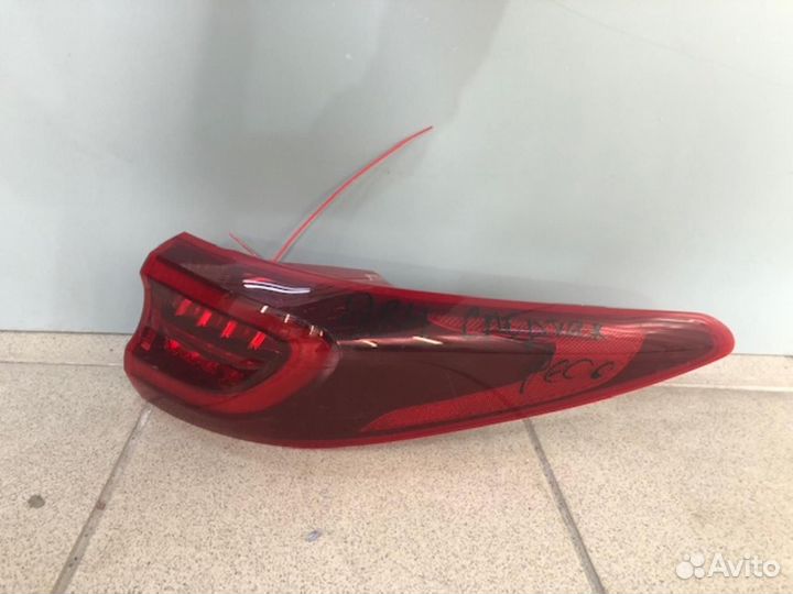 Фонарь задний правый Kia Sportage 4. Kia Sportage