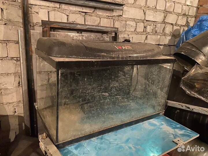 Аквариум для рыбок