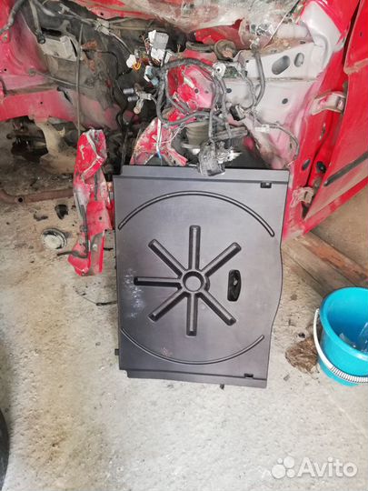 Кожух багажника пежо 107