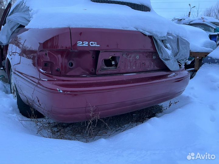 Бампер задний Toyota Camry