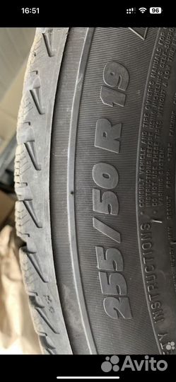 Michelin X-Ice North 2 255/50 R19