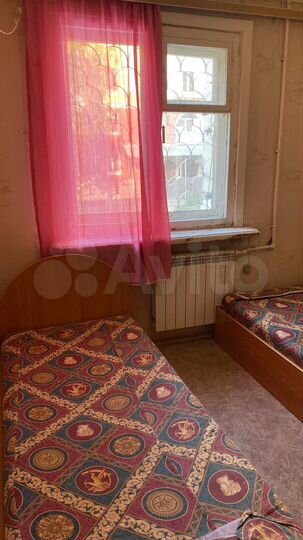 Комната 12 м² в 3-к., 2/5 эт.