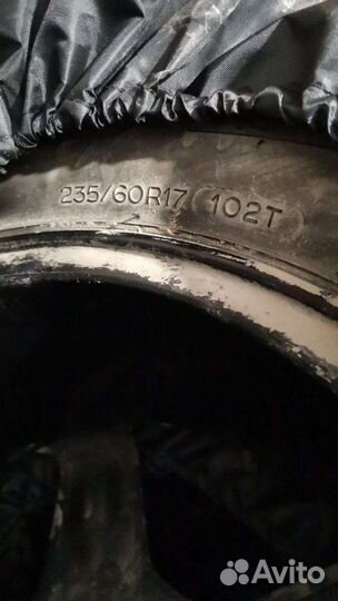 Michelin 4x4 A/T XTT 235/60 R17 102T