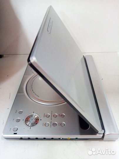 Портативный видеопроигрыватель BBK DL3103SI