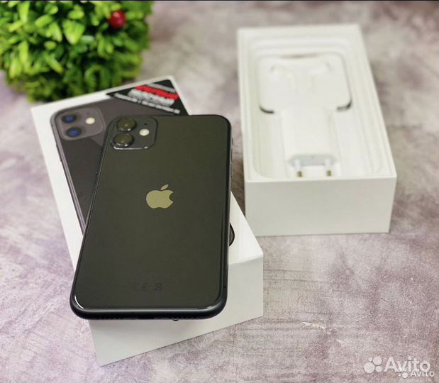 iPhone 11, 64 ГБ