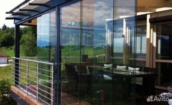 Безрамное остекление веранд беседок и террас