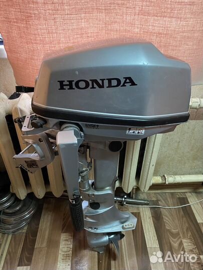 Лодочный мотор Honda BF 5A (4х тактный)