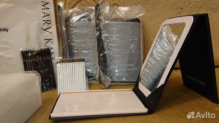 Mary Kay Зеркало набор палетки кисти щёточки новое