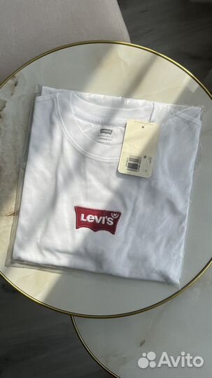 Мужская футболка levis M