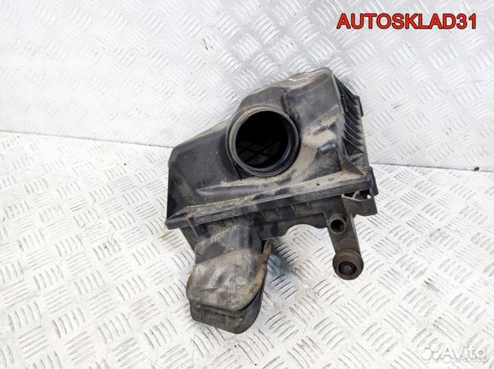 Корпус воздушного фильтра Opel Astra J 13311896