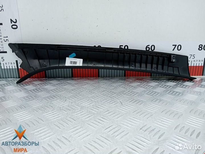 Обшивка стойки Mercedes-Benz C-Класс W204/S204