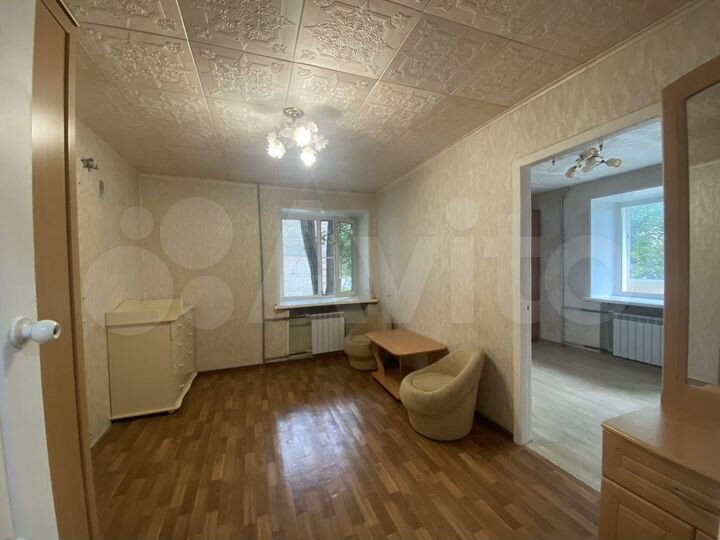 3-к. квартира, 60 м², 2/4 эт.