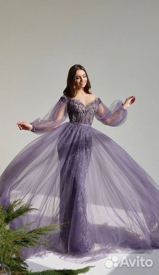 Вечернее платье