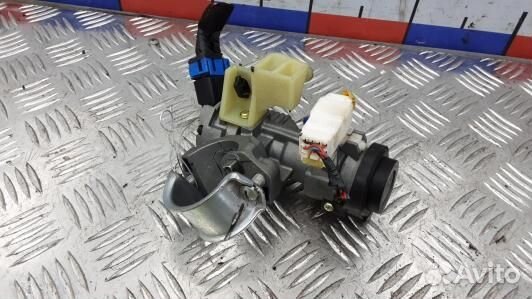 Замок зажигания KIA CEE'D 2 (JD) (8AD09J101)