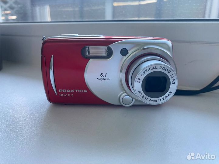 Компактный фотоаппарат praktica