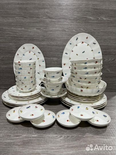 Набор столовой посуды