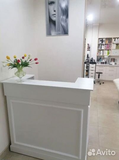 Под заказ Стойка ресепшен для администратора Оригами