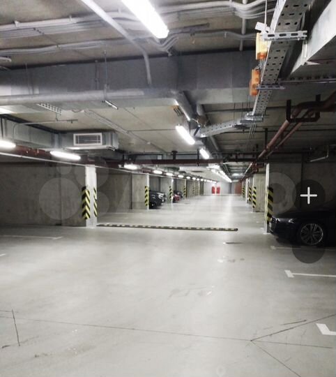 Машиноместо, 14 м²