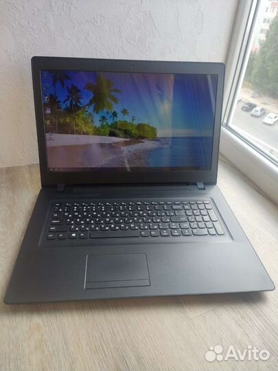 Большой Lenovo 17.3 4ядра/4/500