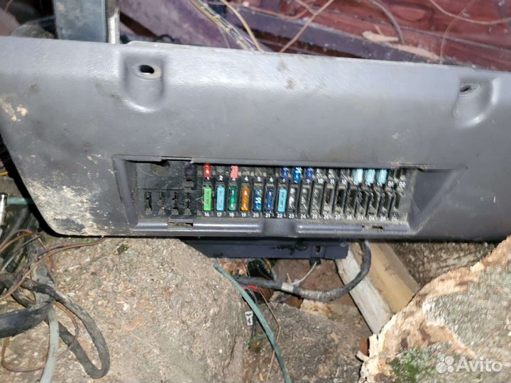 Блок предохранителей + проводка 308D, T1