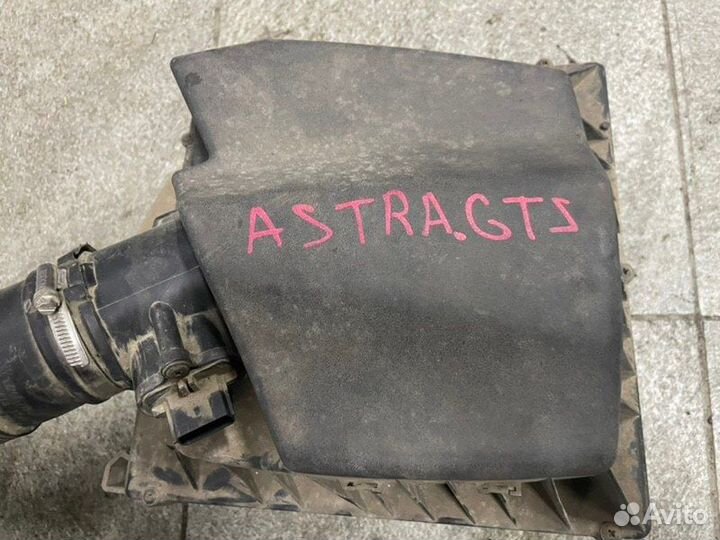 Корпус воздушного фильтра Opel Astra J GTC A14NET