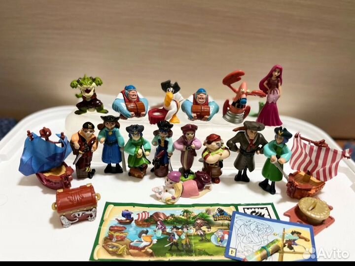 Коллекция киндер Пираты