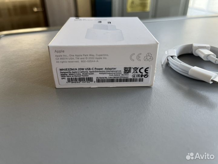 Кабель зарядки Apple Tape C