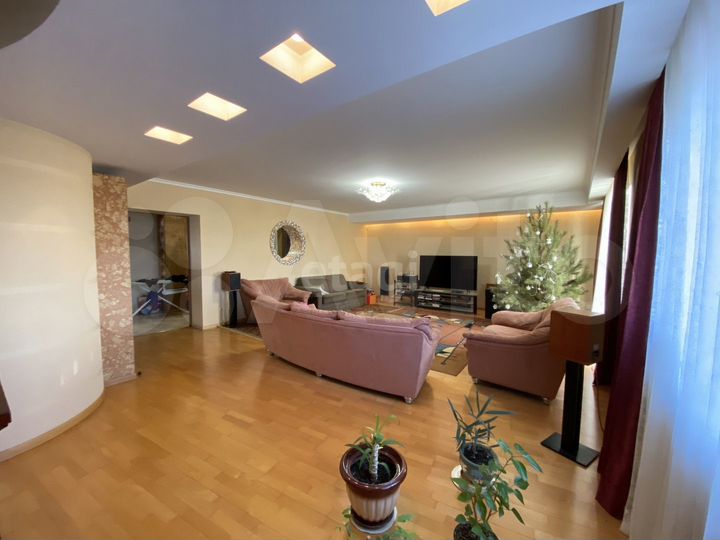 4-к. квартира, 190,9 м², 7/7 эт.