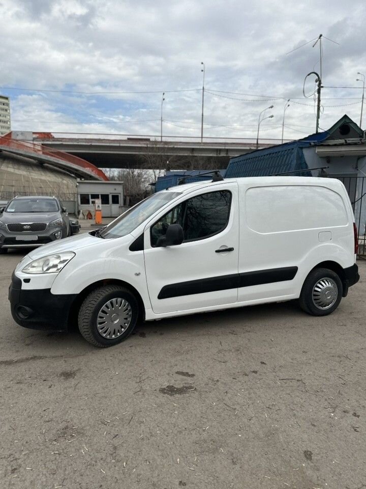 Peugeot Partner: фото владельца