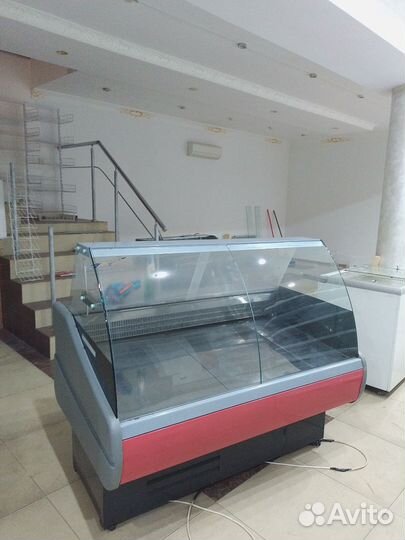 Холодильник для магазина