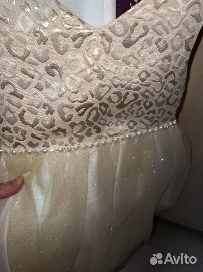 Платье для девочки праздничное 104