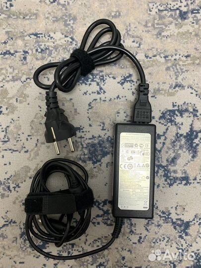 Ноутбук Samsung NP-R528-DA04RU