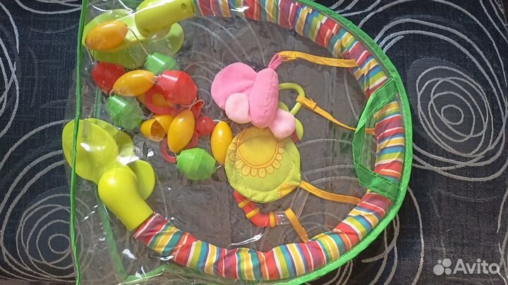 Дуга Жирафики в коляску, кроватку+ погремушки