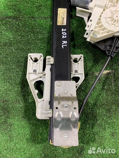 Стеклоподъемник задний левый Audi A4 B8 CDN 2011