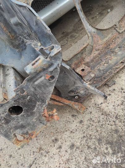 Телевизор передняя панель volvo 440