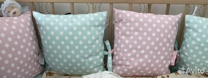 Бортики в кроватку для девочки