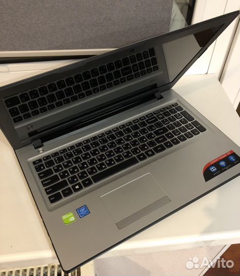 Ноутбук lenovo