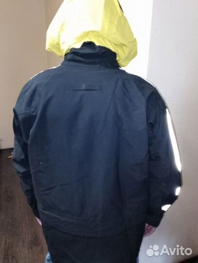 Куртка adidas черная