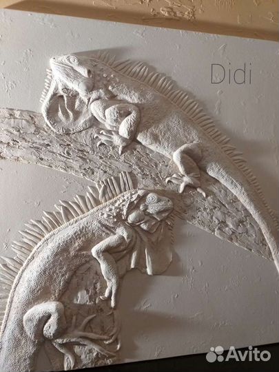 Панно барельеф Игуаны