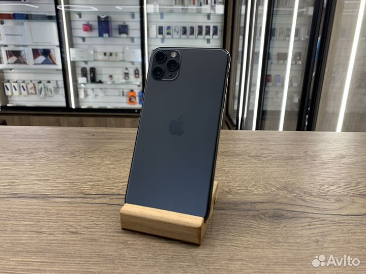 iPhone 11 Pro Max, 64 ГБ