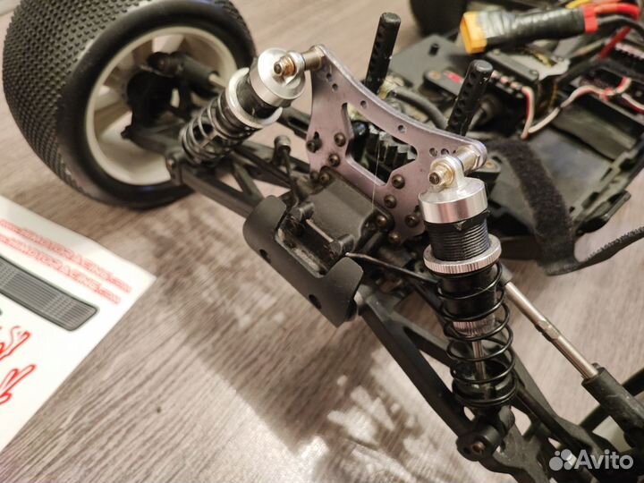 Himoto Ziege 1/8 E8XTL трагги 8000mah RC модель