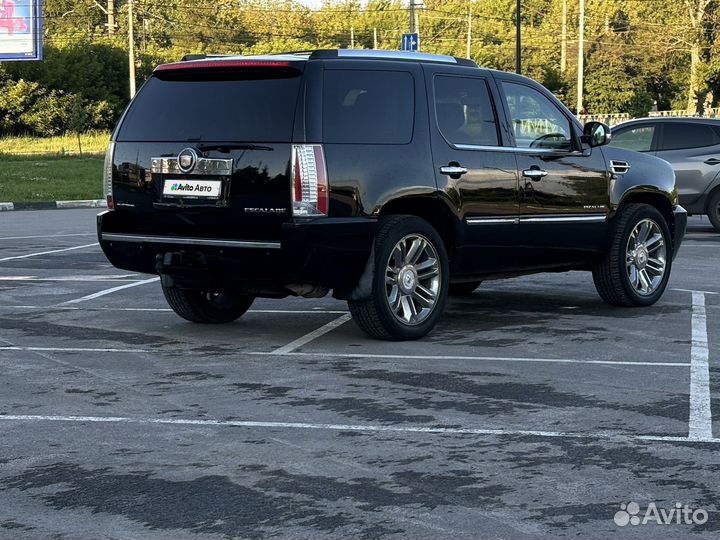 Cadillac Escalade 6.2 AT, 2011, 250 000 км