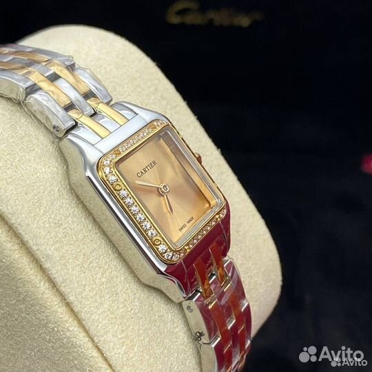 Женские часы Cartier