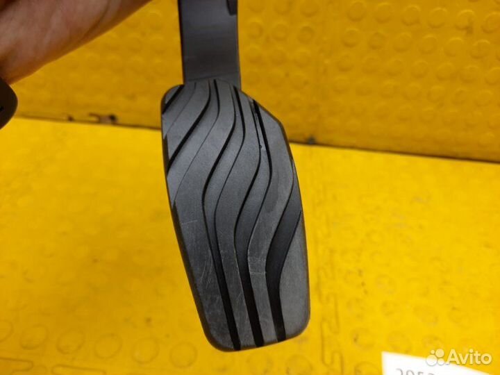 Педаль акселератора Renault Duster F4R 2021