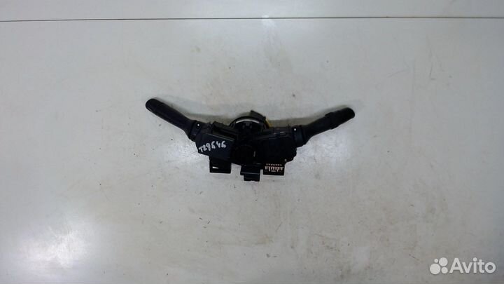 Переключатель поворотов и дворников Toyota Yaris