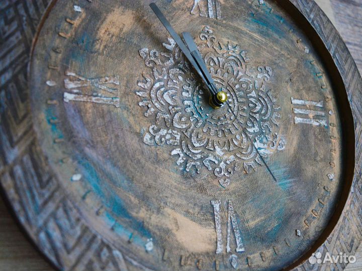 Часы настенные ручной работы