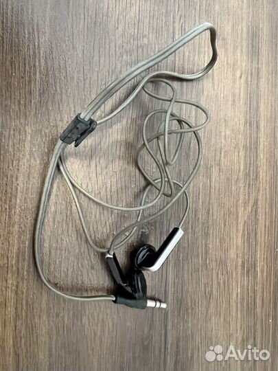 Наушники проводные