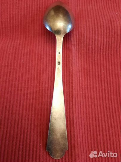 Серебряная чайная ложка